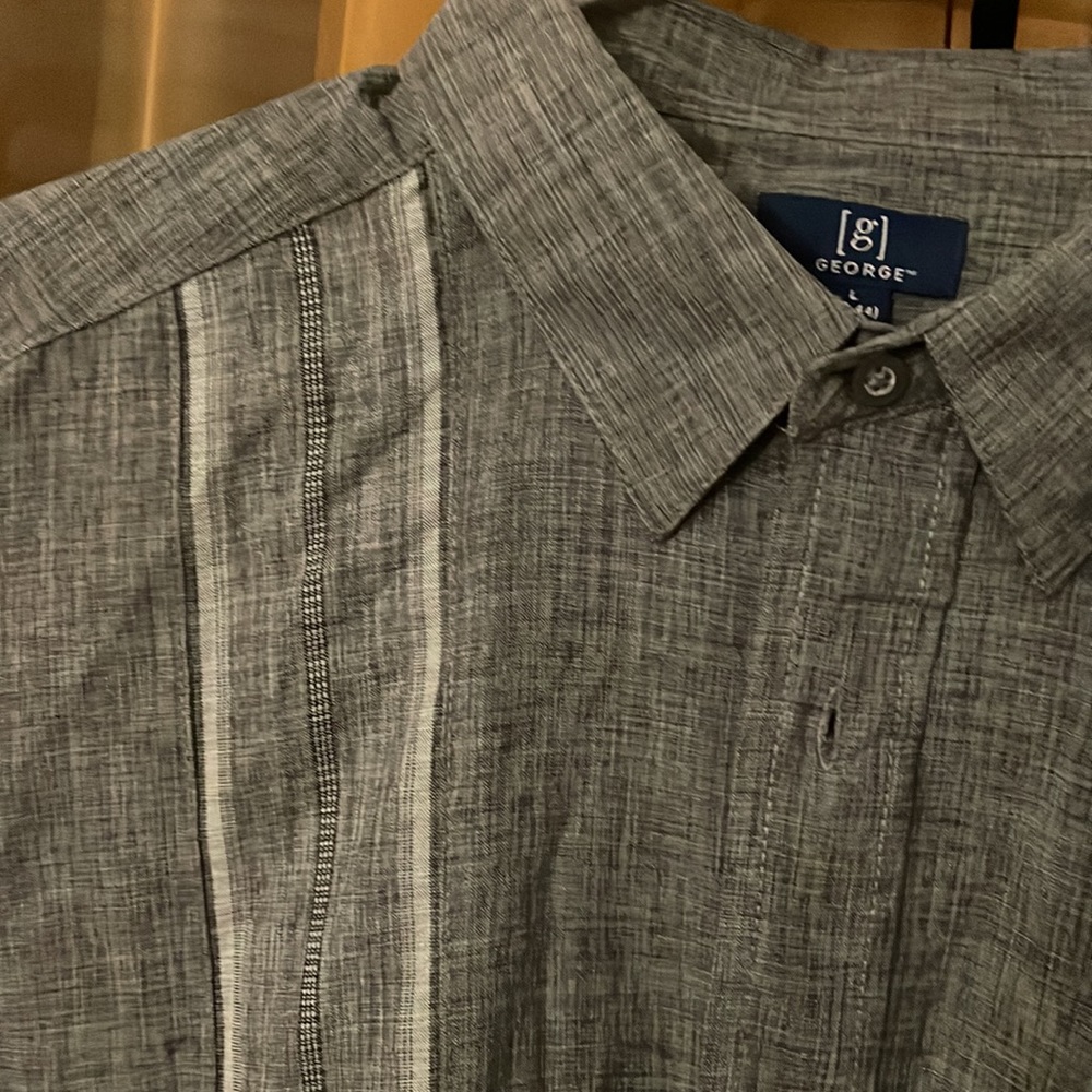 Collared button down - Picture 2 of 2